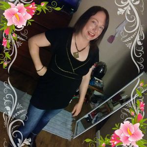 Meet your Posher, Nikki